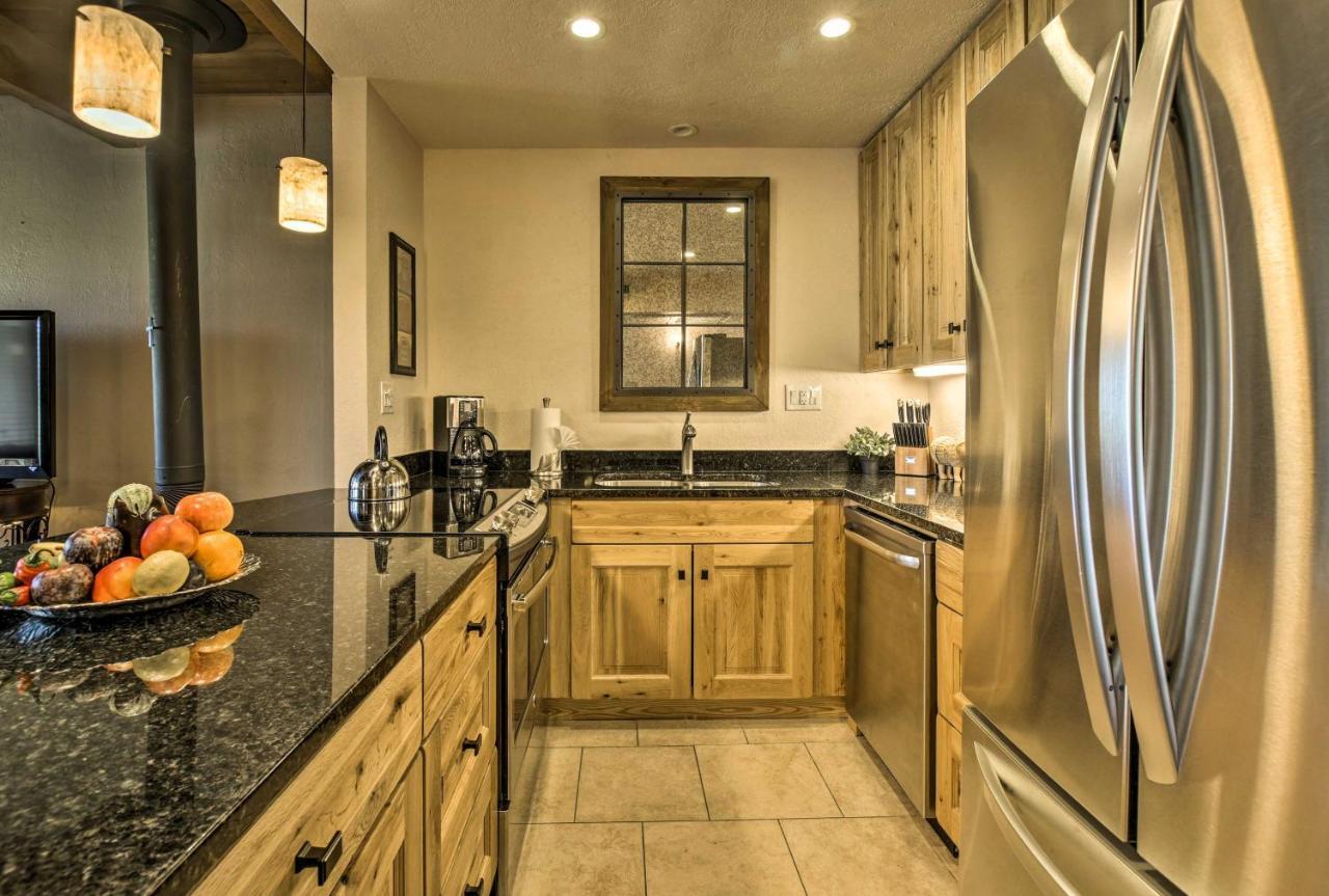 Adobe-Style Abode With Amenities - Walk To Plaza! Apartment Santa Fe Exterior foto